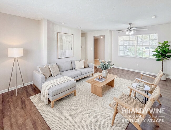 Building Photo - 318 Terrace Dr