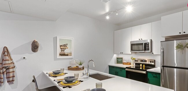 Building Photo - 1665 N Virginia St