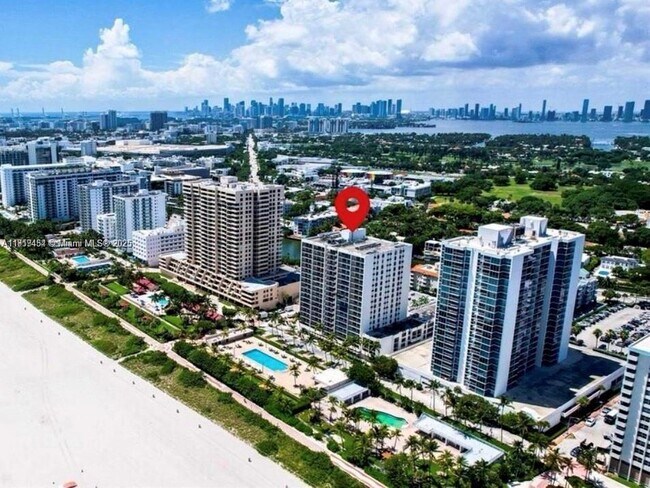 Foto del edificio - 2625 Collins Ave