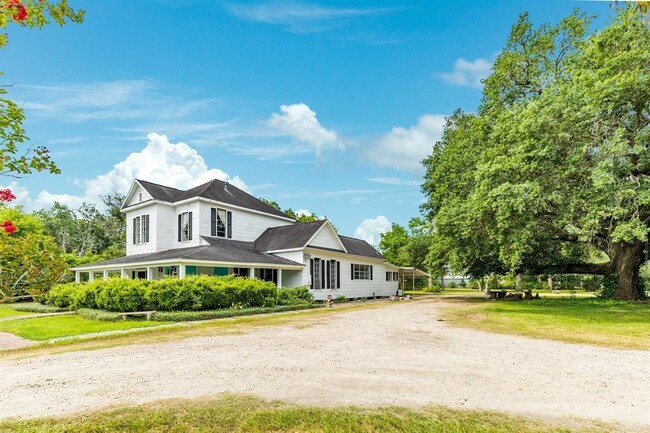 Foto del edificio - 891 County Rd 284