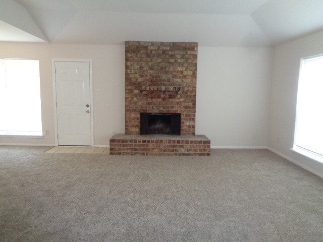 Foto del edificio - 8402 Lone Bridge Ln