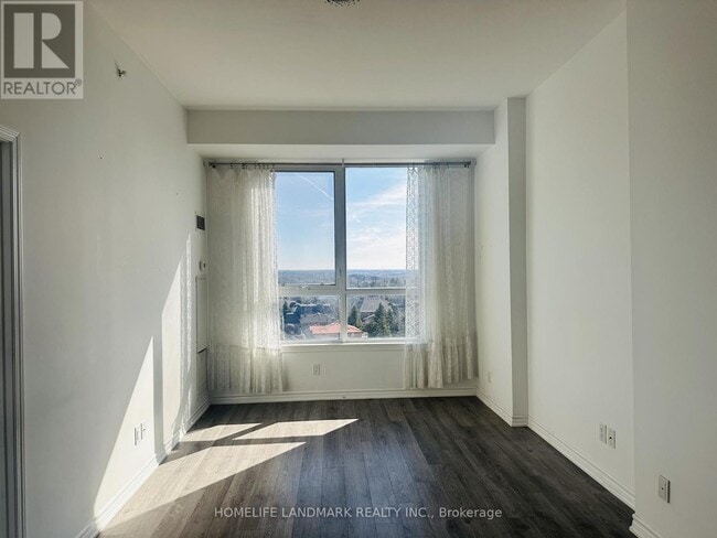 Building Photo - 11611 Yonge St