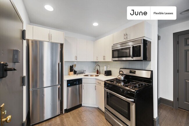 Foto del edificio - 345 E 21st St