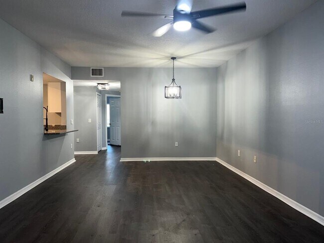 Building Photo - 6439 Cypressdale Dr