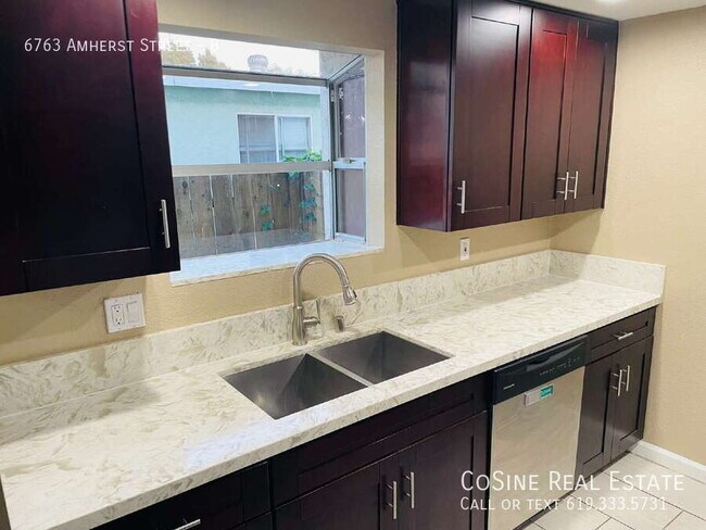 Foto del edificio - 6763 Amherst St