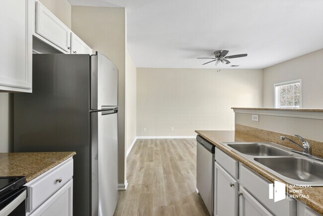 Foto del edificio - 110 Whitton Ct