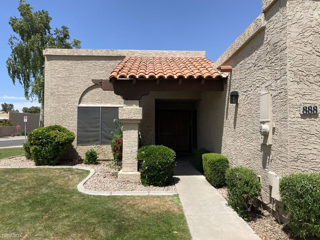 Building Photo - 3 br, 2 bath Townhome - 888 West Summit Place