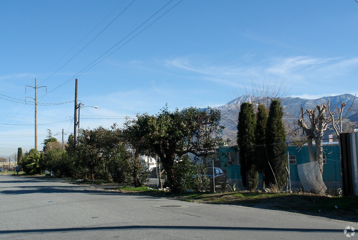 Foto del edificio - 621 E Williams St