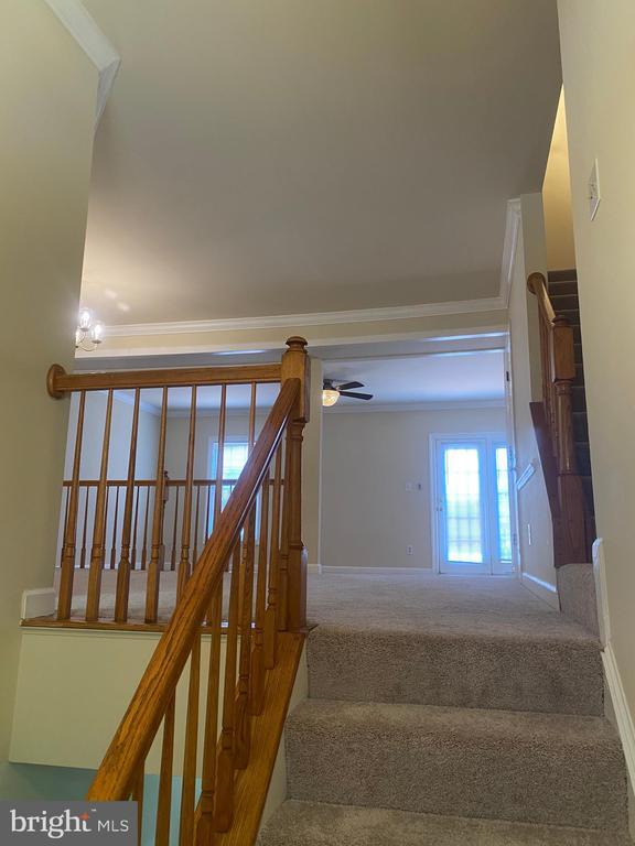 Foto del edificio - 5713 Wood Creek Ln