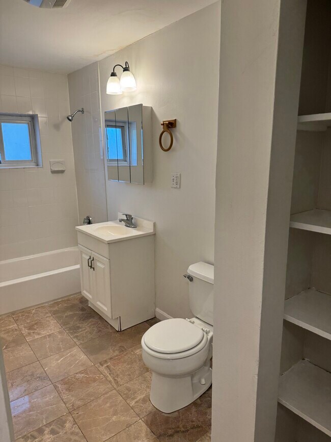 Foto del edificio - 67 Chiswick Rd