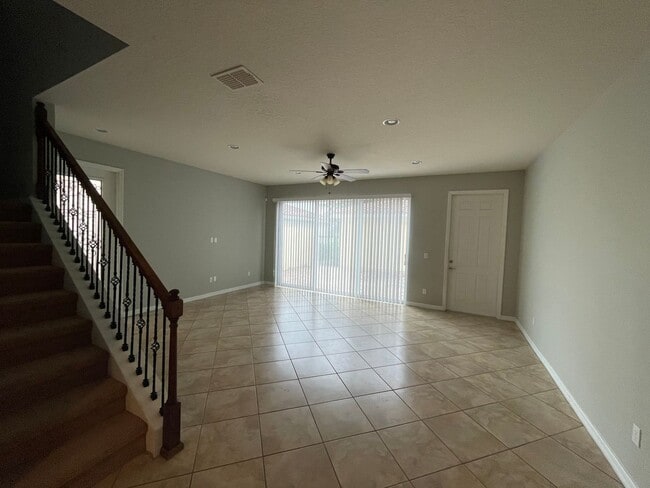 Foto del edificio - COMING OCTOBER!! Lake Nona 3 Bedroom 3 Bat...