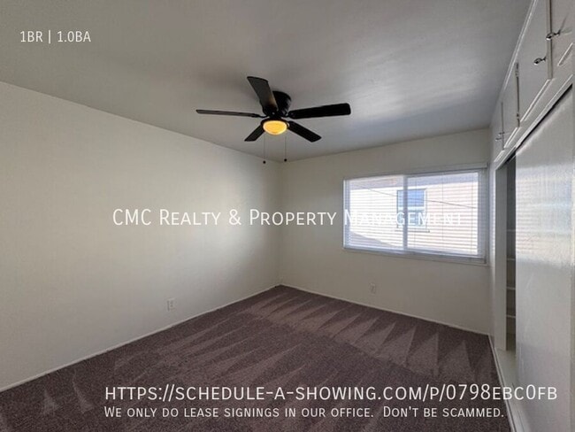 Building Photo - 1309 E Appleton St