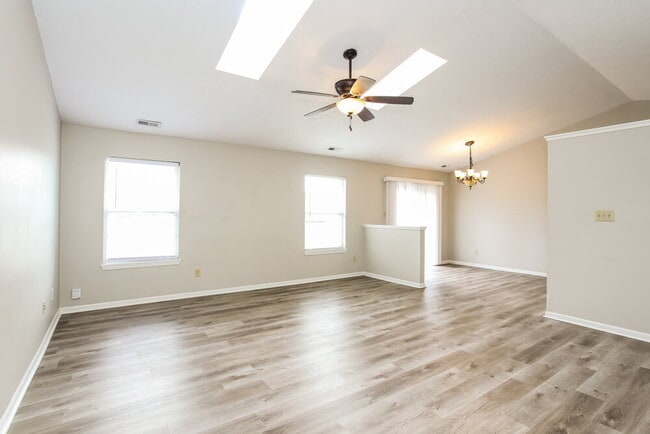 Building Photo - 8165 Shortleaf Ct