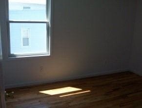 Building Photo - 3 br, 2 bath Apartment - 11 Nelson Avenue 1