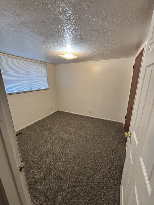 Building Photo - 363 Noble Rd