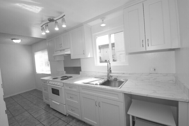 Foto del edificio - 12835 10th St