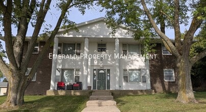 Building Photo - 590 N Mulford Rd