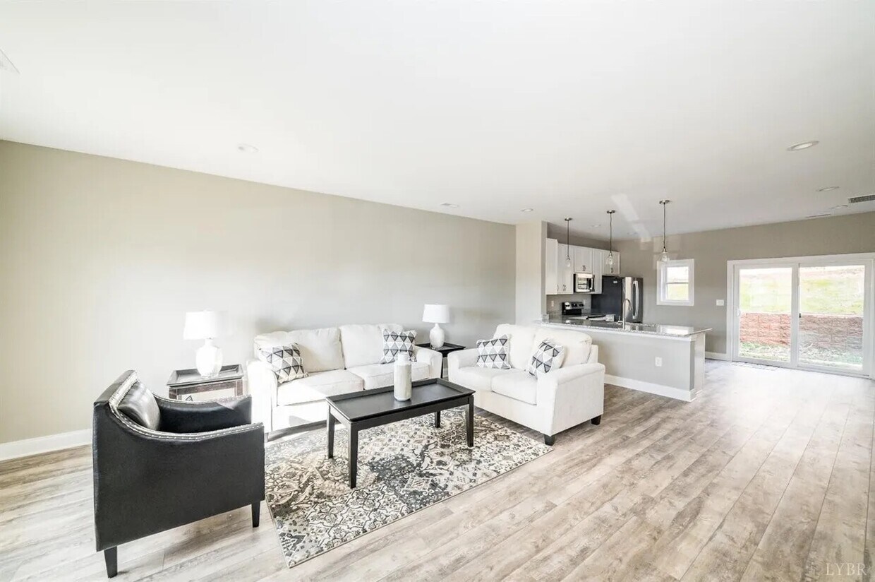 Foto del edificio - 143 Emanuel Ct