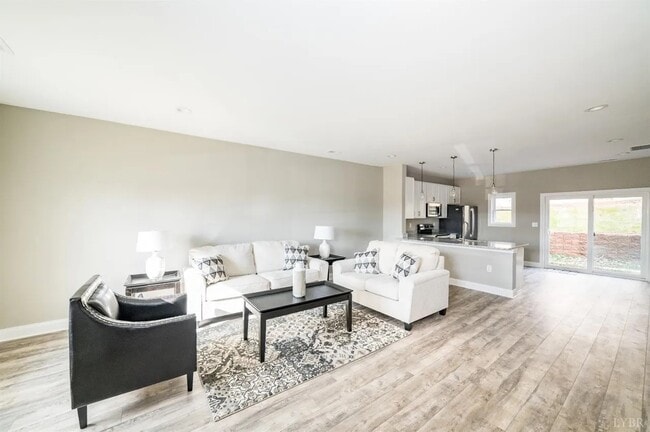 Photo - 143 Emanuel Ct Townhome