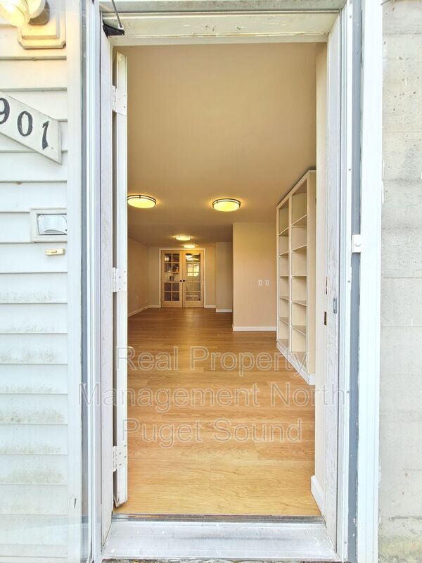 Foto del edificio - 901 Colby Ave