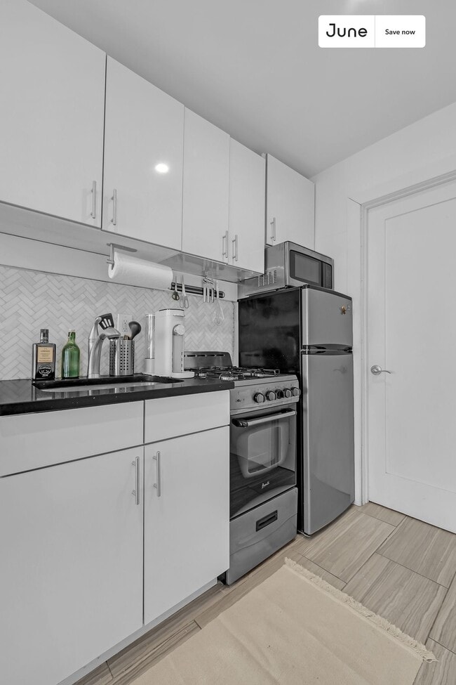 Foto del edificio - 534 E 14th St