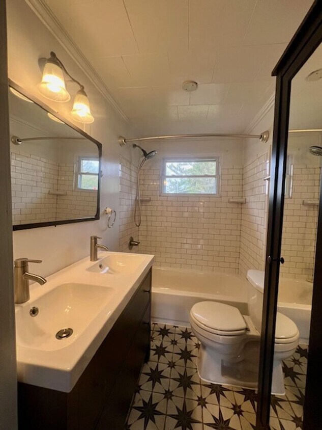 Primary Photo - Swannanoa Rental!