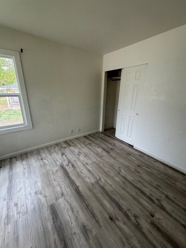 Building Photo - 224 Brand Rd