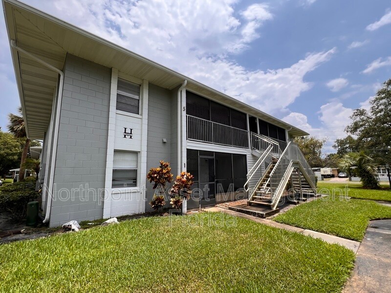 Primary Photo - 700 E Airport Blvd