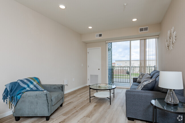 1HAB-1BA-Vista - Lake Park Apartments