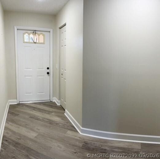 Building Photo - 1370 Cottonwood Cir