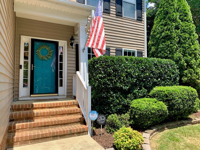 Foto del edificio - 100 Riley Oaks Ln