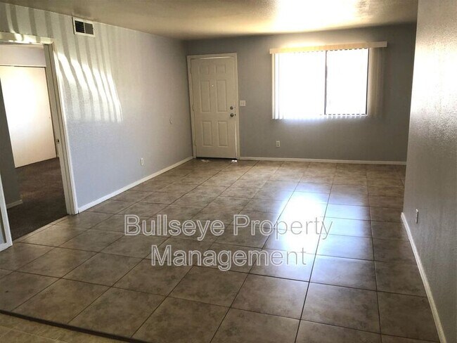 Building Photo - 2650 E McKellips Rd