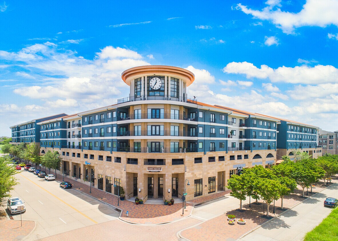 MAA Times Square Apartments in McKinney, TX