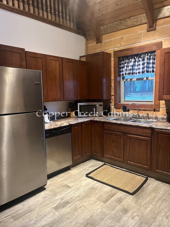 Foto del edificio - 150 Copper Creek Ln
