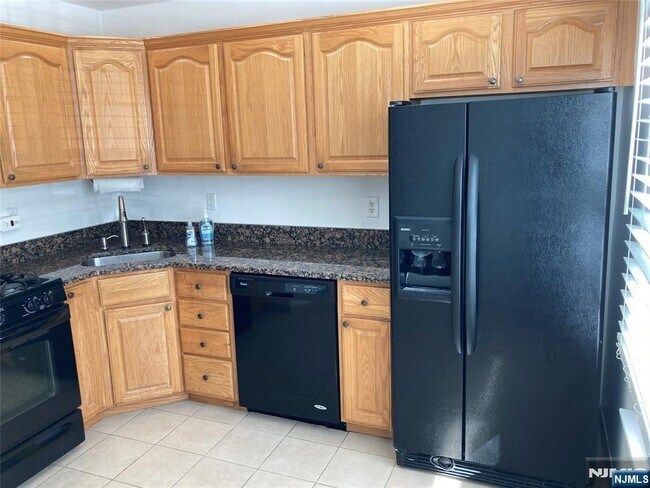 Foto del edificio - 2388 Quill Ct