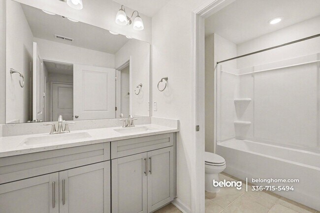 Building Photo - 2131 Cherry Top Dr