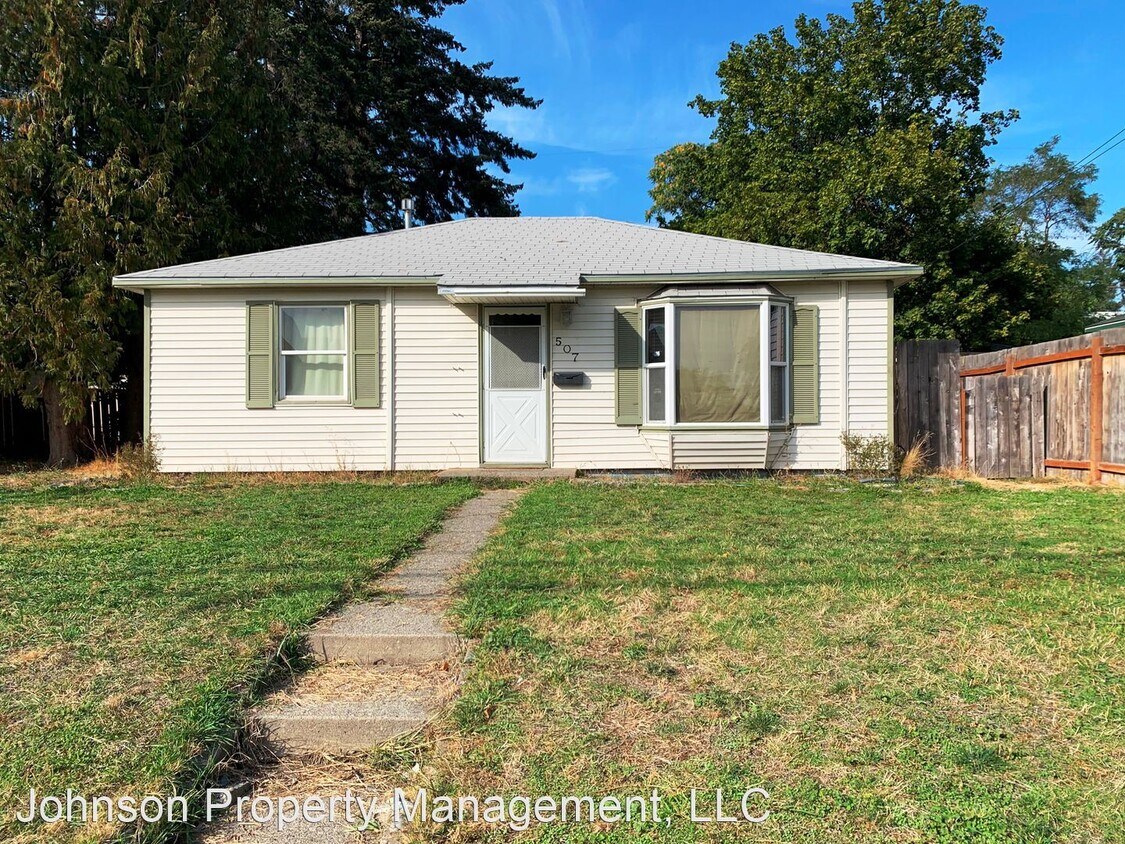 2 br, 1 bath House 507 E. Euclid Ave House Rental in Spokane, WA