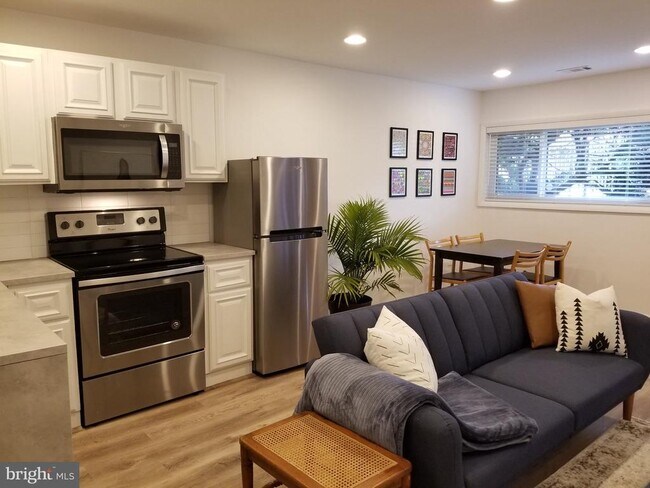 Foto del edificio - 4601 6th St SE