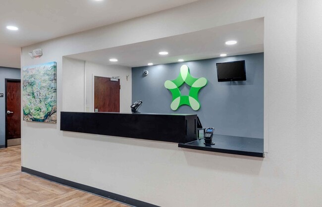 Building Photo - Furnished Studio-Dallas - Lewisville