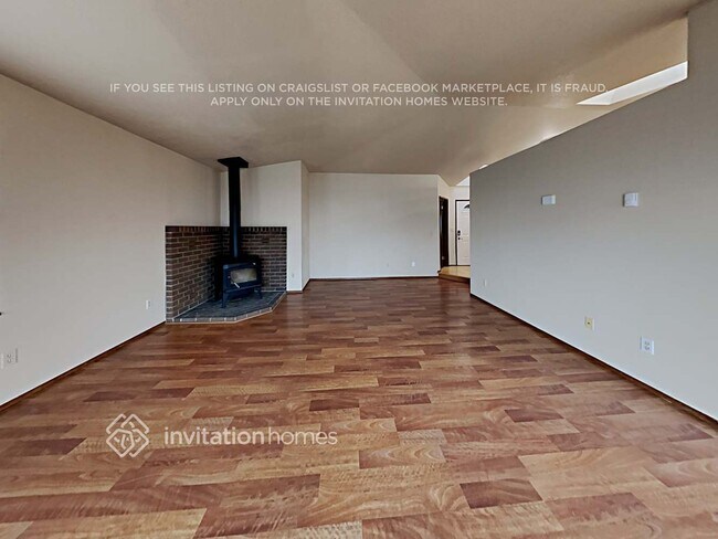 Building Photo - 16412 106th St Ct E