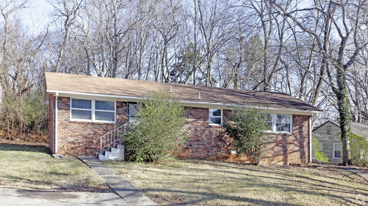 Primary Photo - 5512 Rosebay Rd