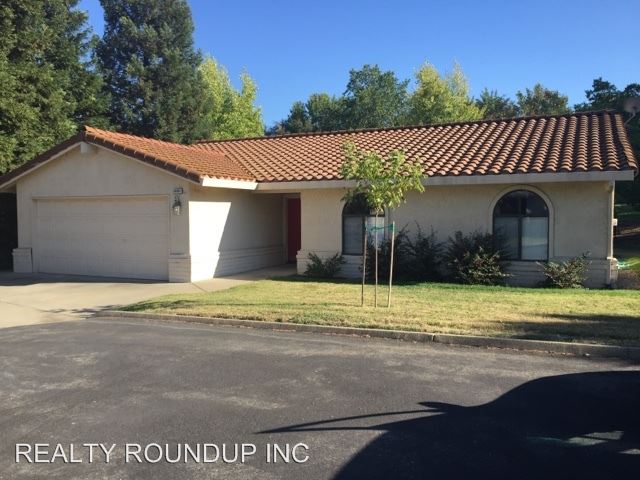 Primary Photo - 14851 Lago Dr