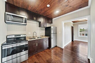 Building Photo - 1811 21st St