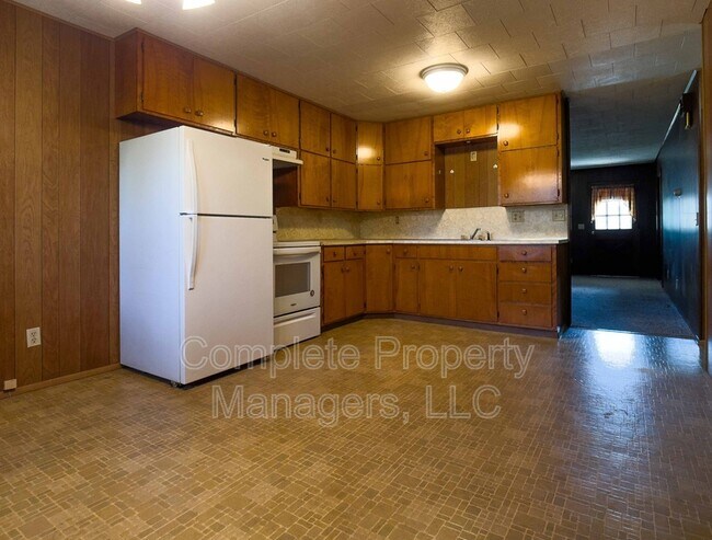 Foto del edificio - 110 S 4th Ave W