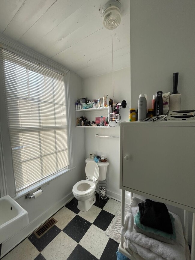 Foto del edificio - 224 Barrow St