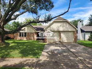 Building Photo - 2314 Stillmeadow Dr