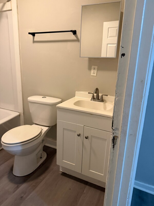 Foto del edificio - 260 N Commerce Ave