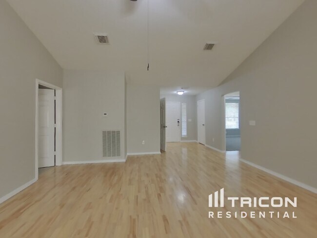 Foto del edificio - 5814 Kelly Mill Ln