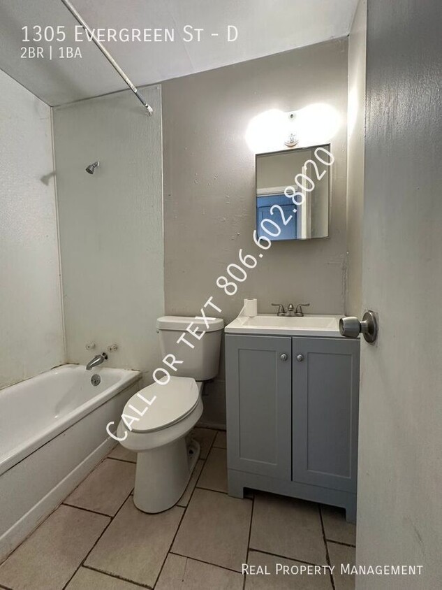 Foto del edificio - Updated 2 bed 1 bath! $0 Deposit!