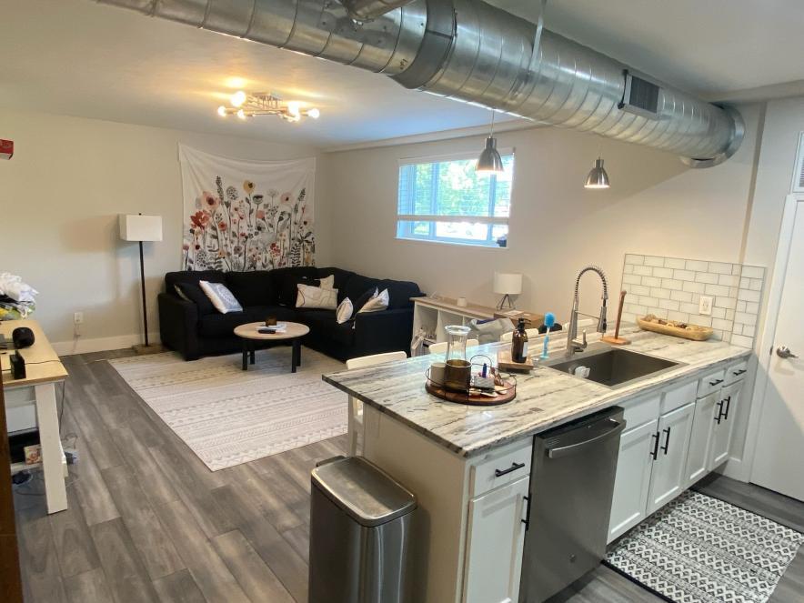 Foto principal - 3001 Kendall St
